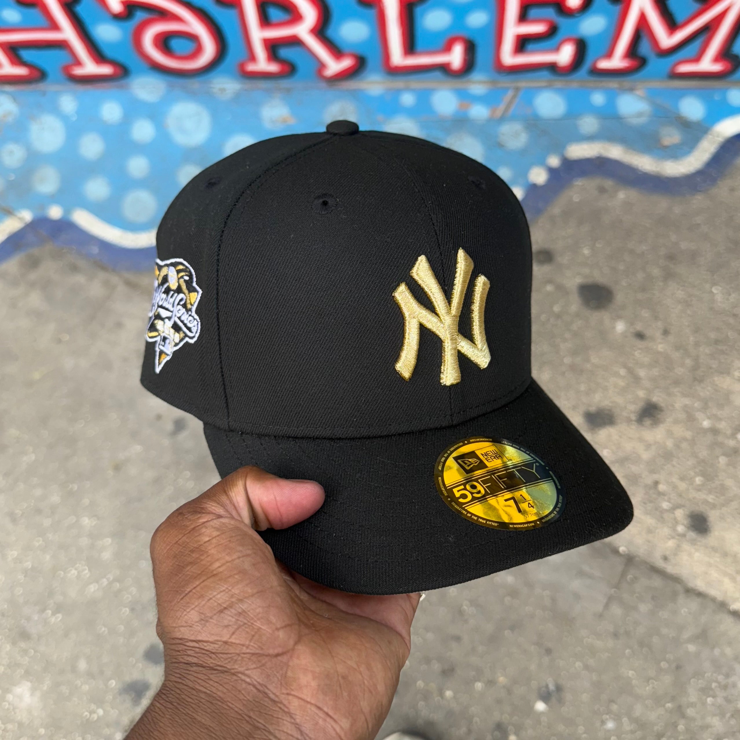 New York Yankees All Black Metallic Gold Logo 2000 WS