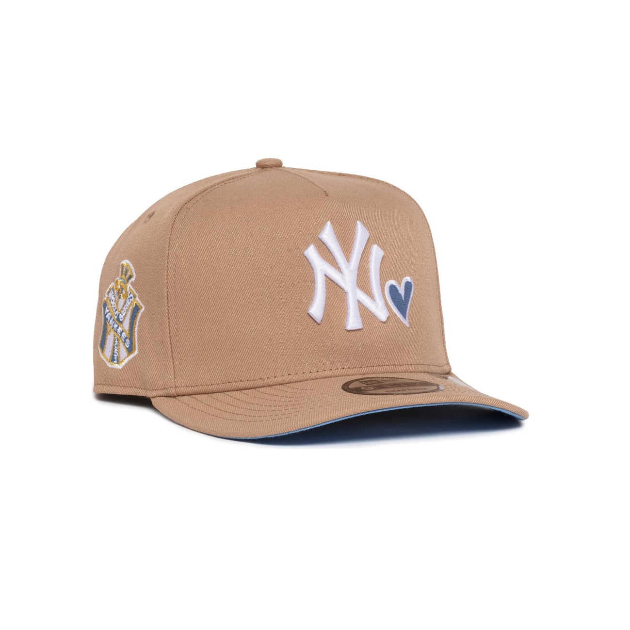 New York Yankees Camel Sky Heart 950 AFrame Snap Back