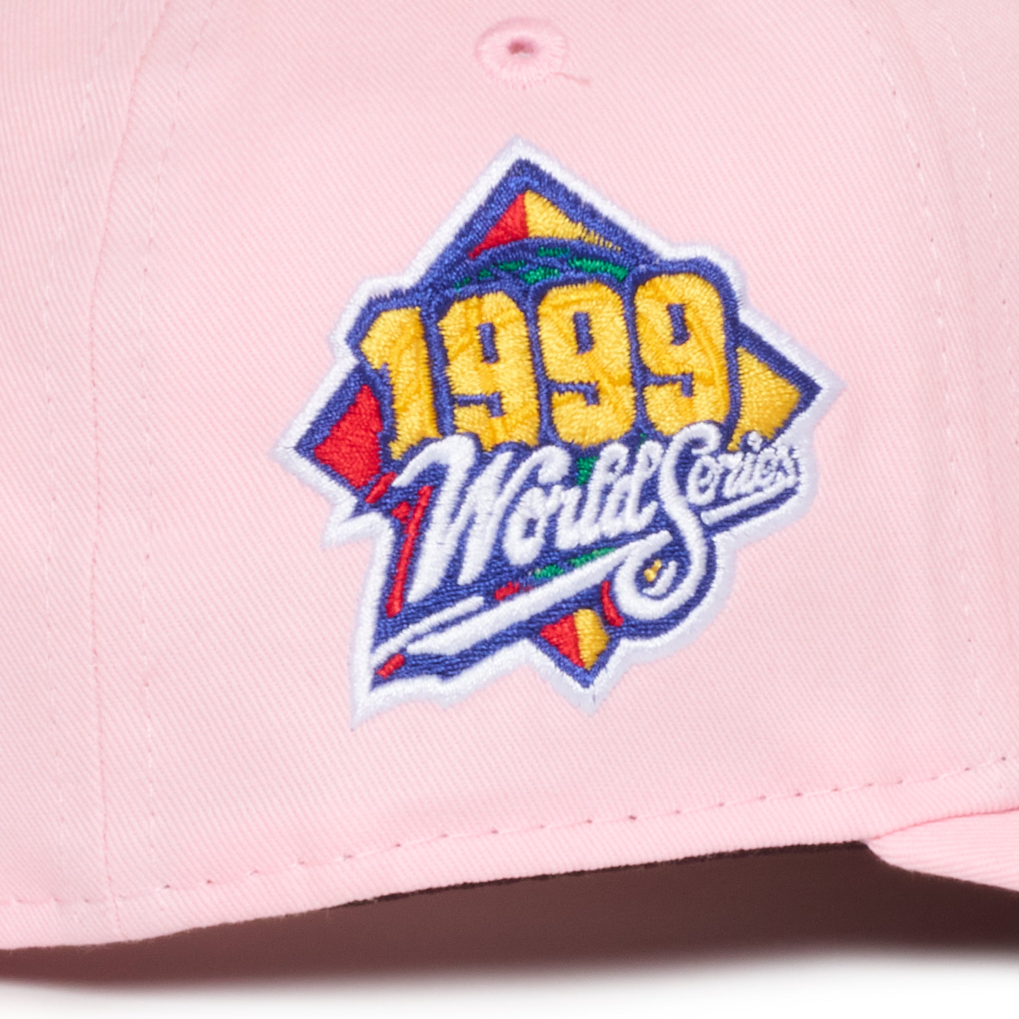 New York Yankees Soft Pink 950 AFrame 99 WS Snap Back