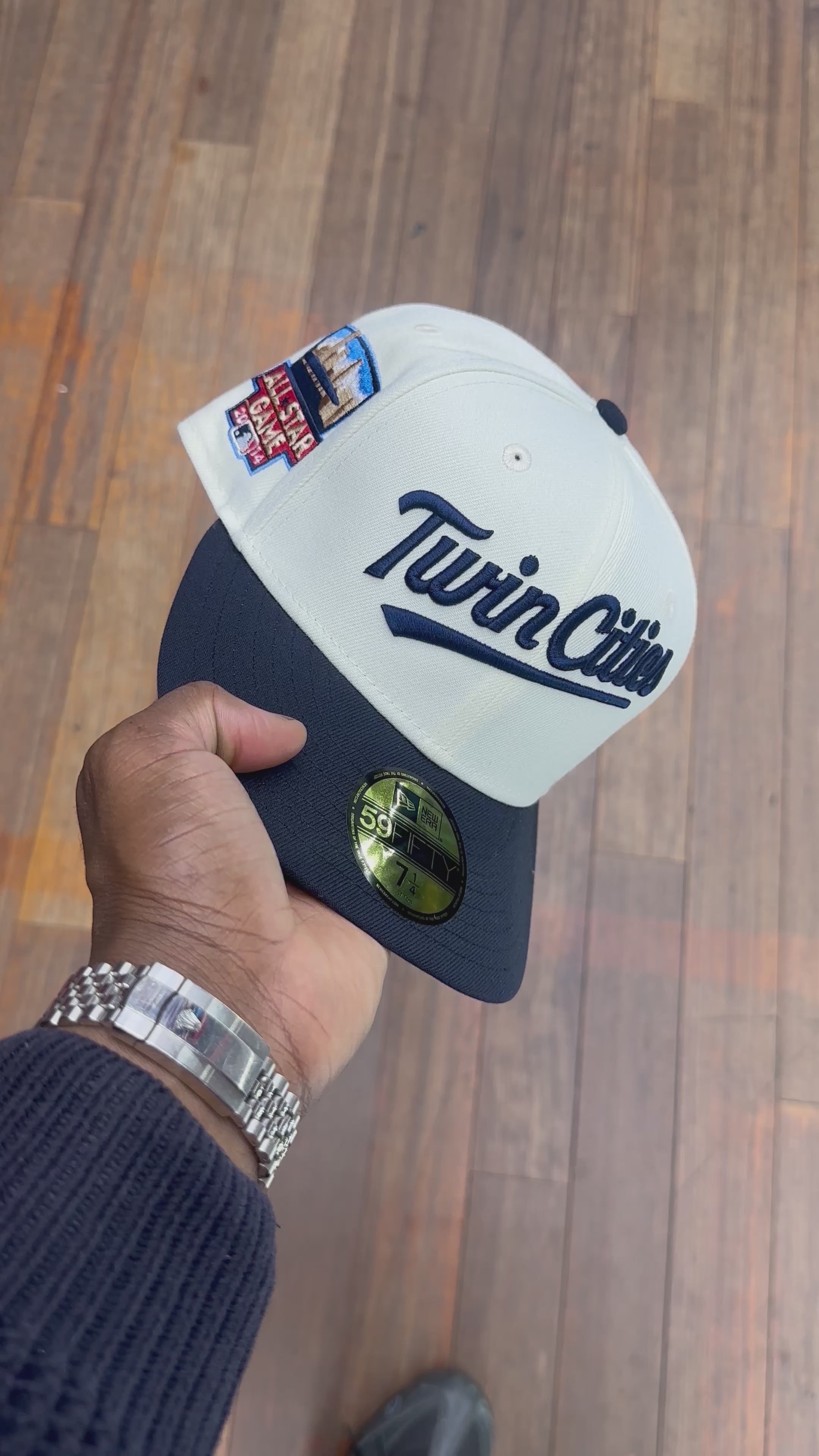Minnesota Twins Twin Cities Creme Chrome and Navy 14 ASG